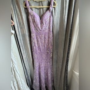 JVN # 04515A - SIZE 4